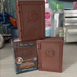 World of Berk Book of Dragons Set